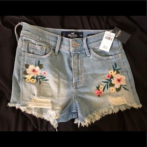 Hollister floral designer shorts